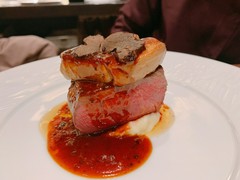 牛フィレとフォアグラのロッシーニ