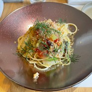 BRACERIA　PASTICCERIA　BOND