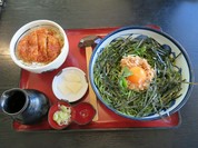 納豆そばとミニヒレソースかつ丼