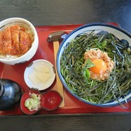 納豆そばとミニヒレソースかつ丼