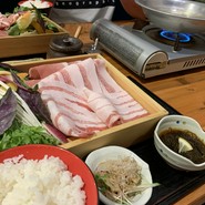 島しゃぶしゃぶNAKAMA