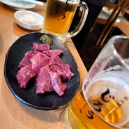 炭火焼肉　じろう