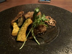 手ごねハンバーグ　たっぷり玉葱だれ