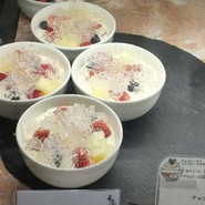 手作りケーキ 苺菜