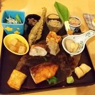 十肴　とみぞう