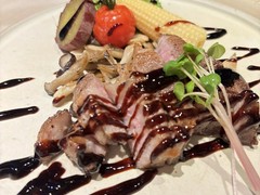 メイン