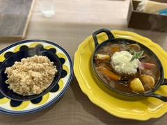 カフェ＆キッチン　unique（ユニック）