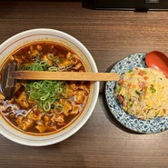 芙蓉麻婆麺 十三店