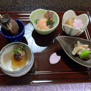魚重楼