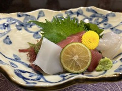 魚重楼