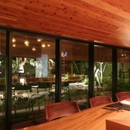 ゆいレール美栄橋駅すぐ