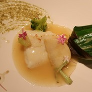 マクブ（シロクラベラ）