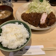 ロースかつ定食