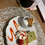 BISTRO　CAFE　REMPRIRE