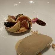 レストラン　ペルージュ