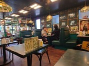 ラッキーピエロベイエリア本店