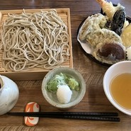 手打ちそばコウのトリ