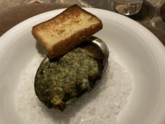 District Brasserie, Bar, Lounge