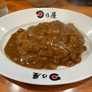 名物カツカレー七分盛