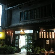 向酒店