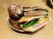 トラスパレンテ 都立大学店