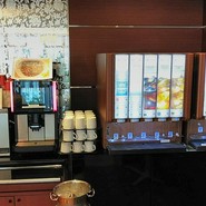 カプチーノ出るコーヒーマシン
