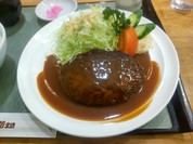 ハンバーグ定食