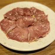 炭火焼肉ホルモンうしごろ