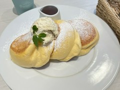 幸せのパンケーキ　神戸店