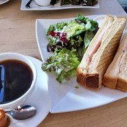 ベーカリーカフェ イチゴイチエ （Bakery Cafe 151@）
