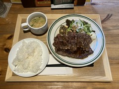トリプル国産ステーキランチ