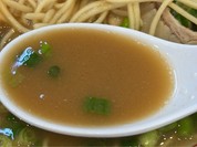濃厚で飲みやすい豚骨スープ！