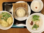 おかゆと麺のハーフ&ハーフ