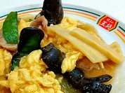 玉子とキクラゲの炒め物(肉と玉子のいりつけ)