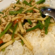 ルースー丼 ¥880