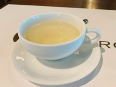 TWO ROOMS CAFE GRILL BAR 日本橋