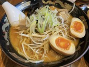 味噌オロチョンラーメン930円！