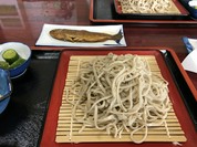 十割そば、虹鱒のコトコト煮