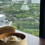 大阪城も目の前で見えます！