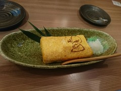 出汁が溢れるだし巻き玉子