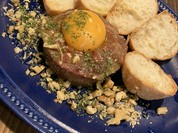 馬肉とくるみのタルタル