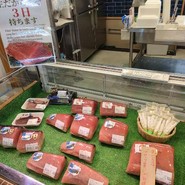 勝浦漁港 にぎわい市場