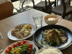 カフェ・シャルボン