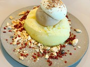 東京ギョーザスタンド ウーロン GREEN SPRINGS店