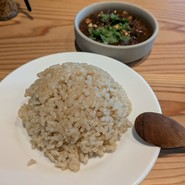 蝦夷鹿とブルーベリーのスパイスカレー