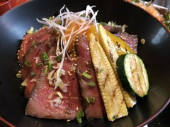 ランチ　ローストビーフ丼