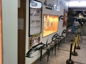 牡蠣とワインPREMIUM すしまる ミント神戸店