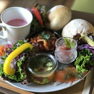 パンプレートランチ