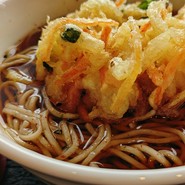 やっぱり美味しいかき揚げそば。