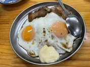 つきのや